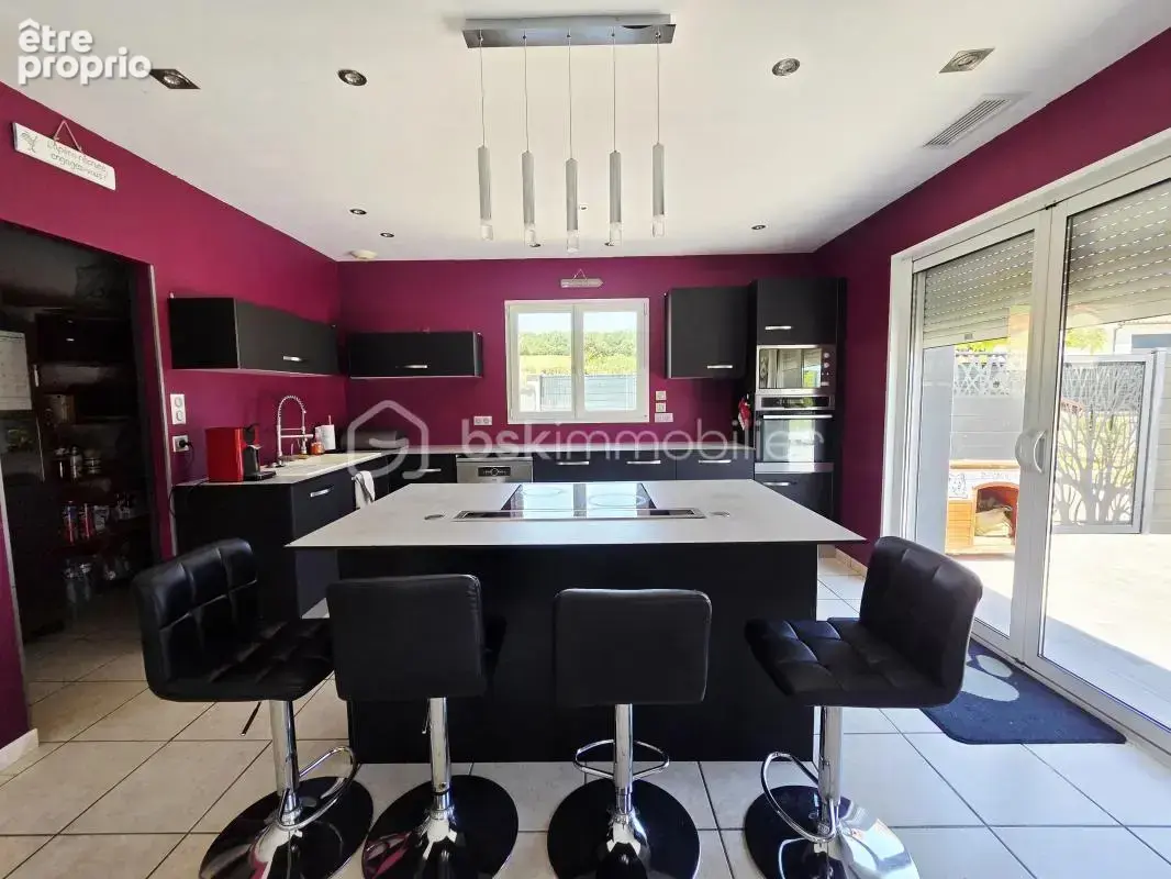 Superbe propriété T6 avec piscine, prestations haut de gamme - photo 2