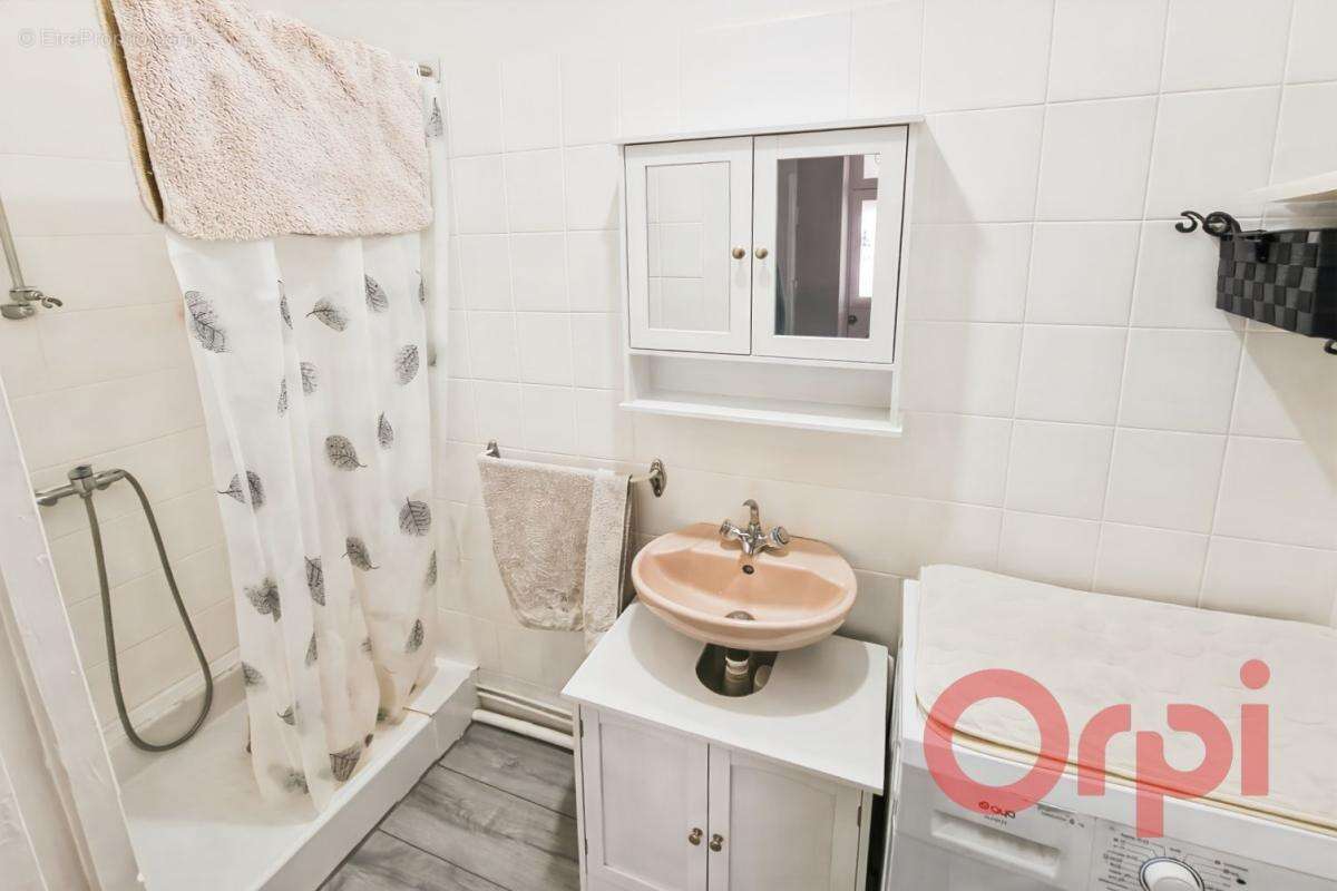 Maison à GROSSOUVRE