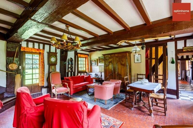 Maison à PONT-L'EVEQUE