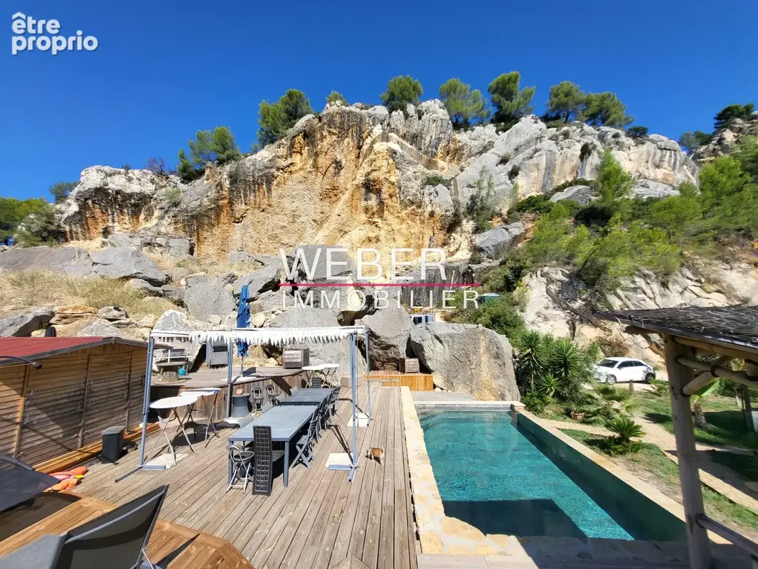 SAINTE ANNE D'EVENOS - Villa Plain pied 162 m2 - Piscine - Terrain 4800 m2 - photo 15