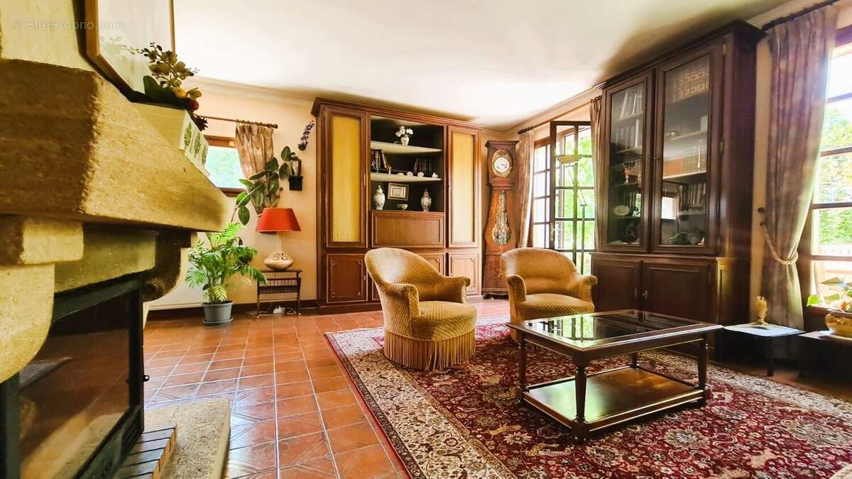 Maison à BAZEMONT