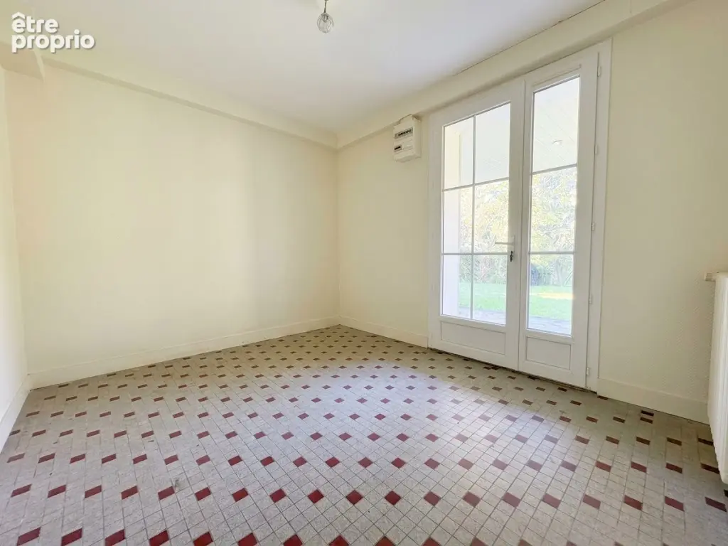 Une maison familiale à deux pas du bourg de VEIGNE - photo 9
