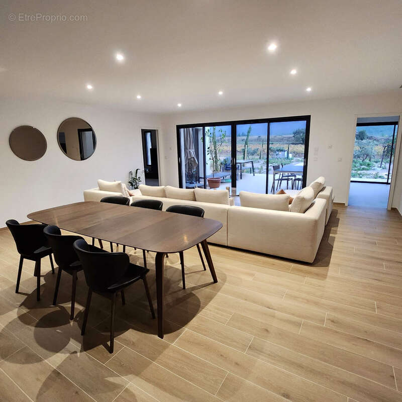 Maison à FRAISSE-DES-CORBIERES