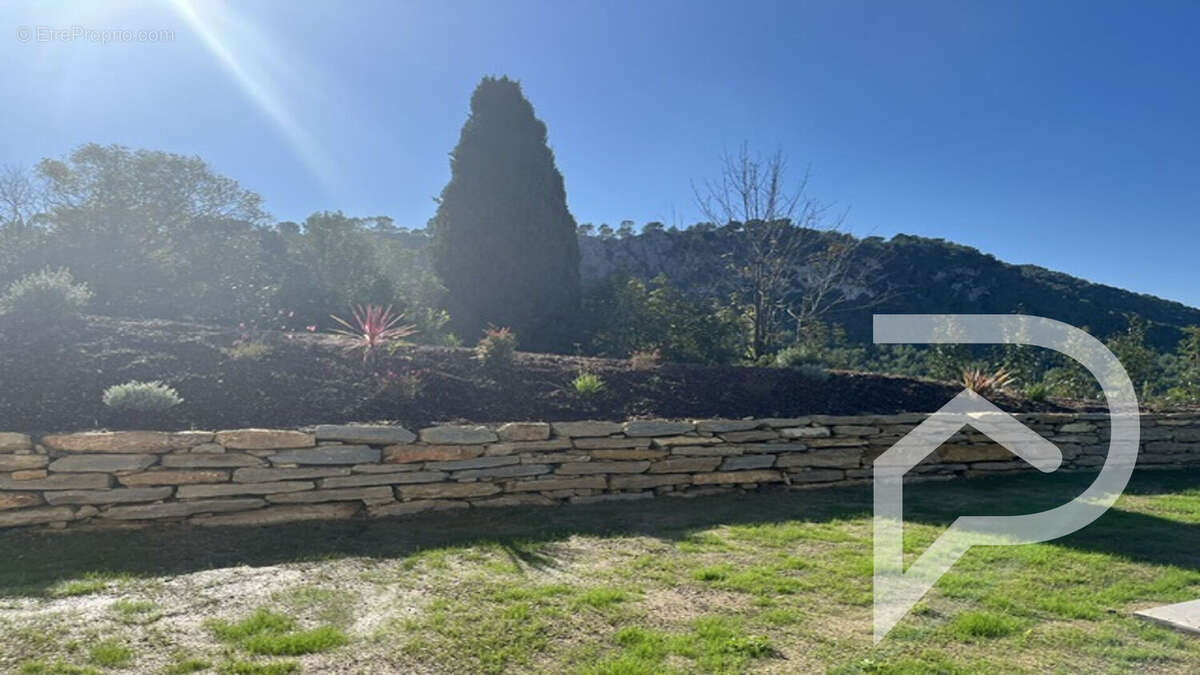 Maison à LA CADIERE-D&#039;AZUR