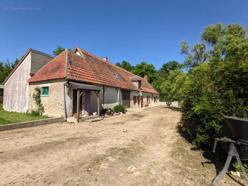 Maison à ARPHEUILLES