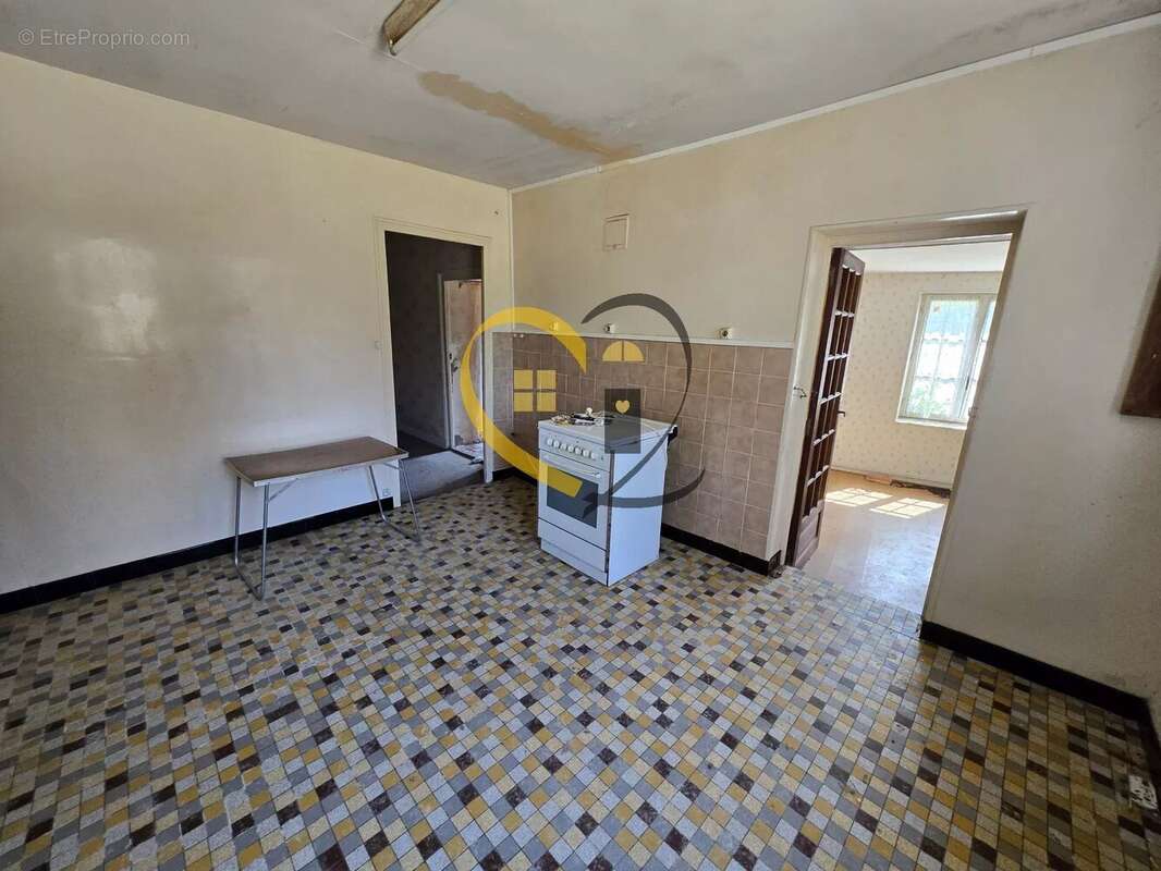 Maison à NEUVY-DEUX-CLOCHERS