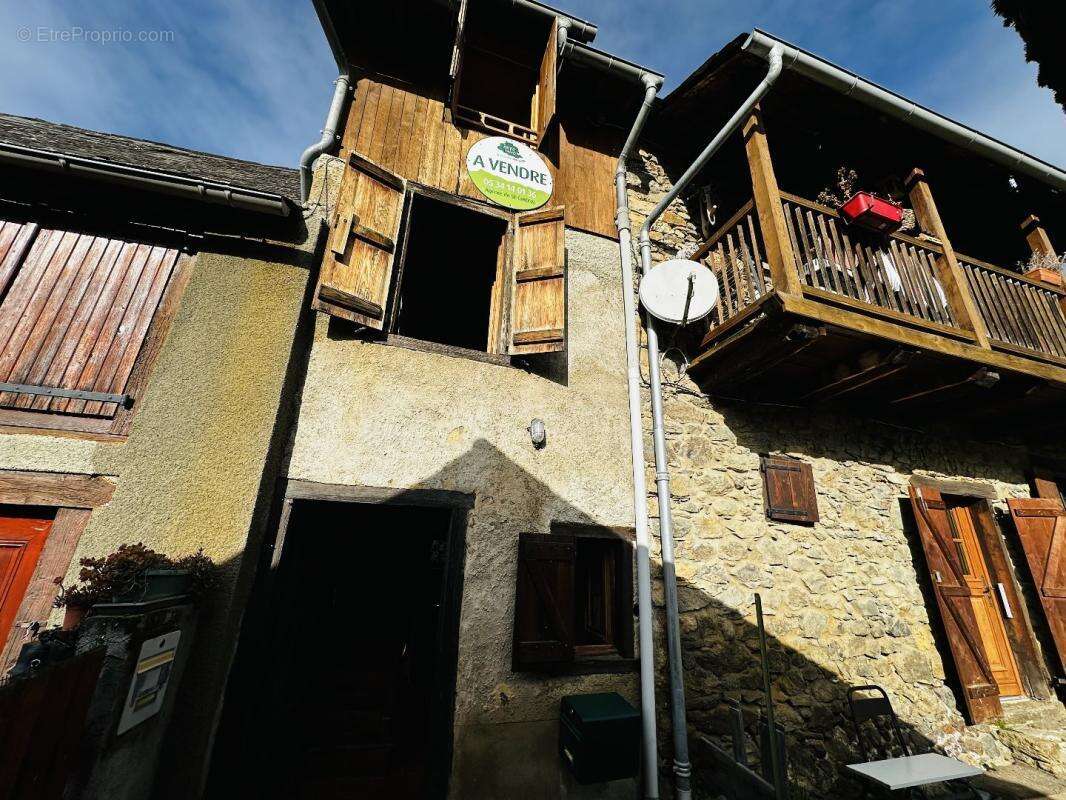 Maison à ARRIEN-EN-BETHMALE