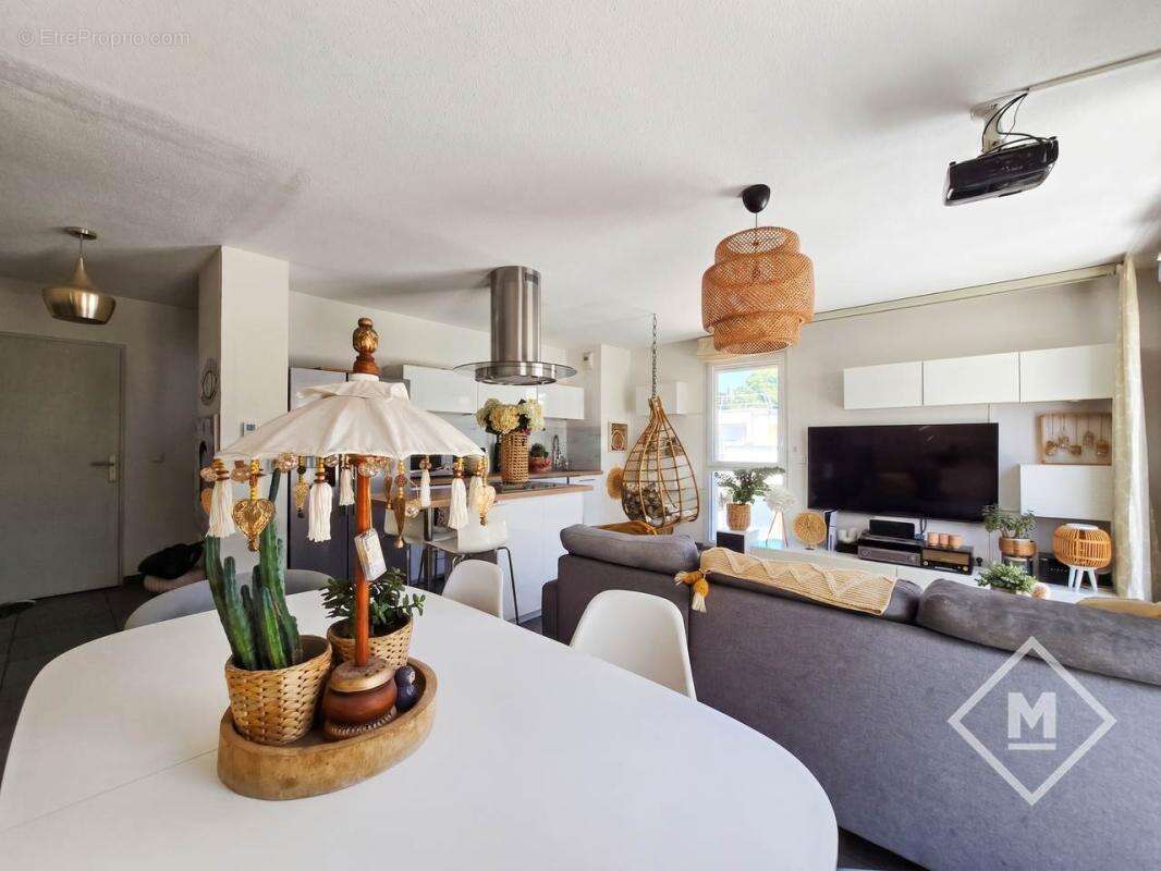Appartement à MARSEILLE-13E