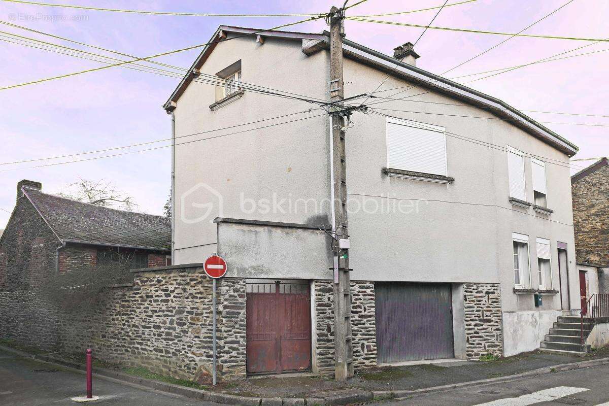 Maison de village à Bogny sur Meuse quartier de Levrézy - photo 2