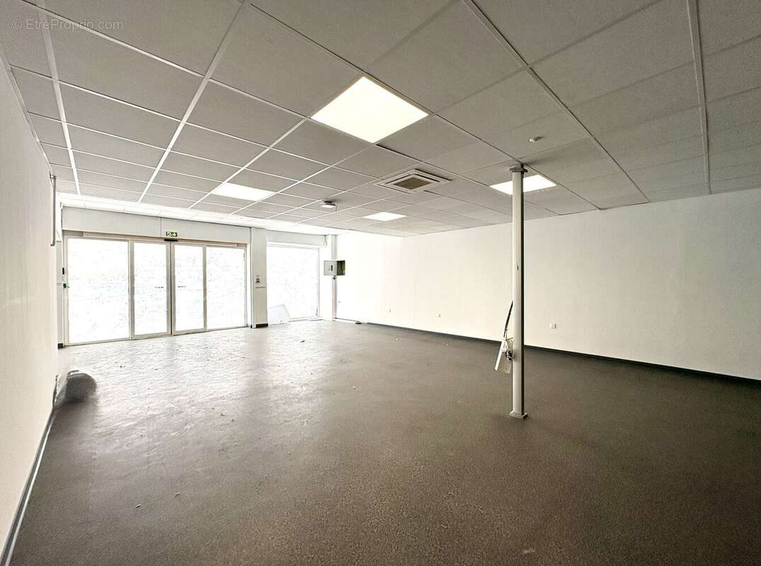Nice / libération - vente murs commerciaux libres 135m2 - photo 2