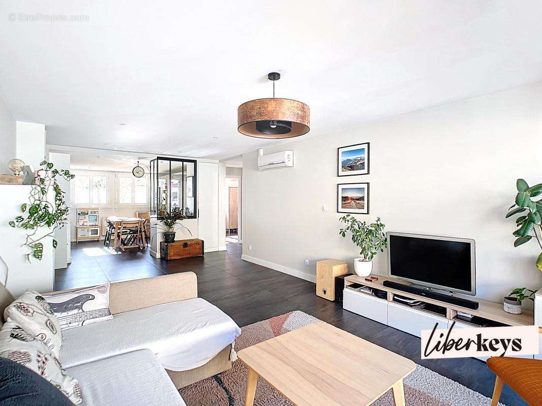 Appartement à FONTAINES-SUR-SAONE