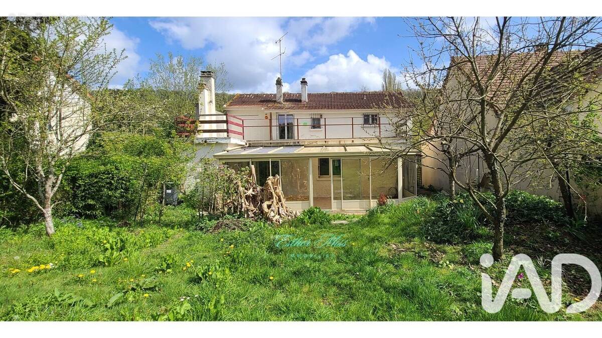 Photo 1 - Maison à SAINT-REMY-LES-CHEVREUSE