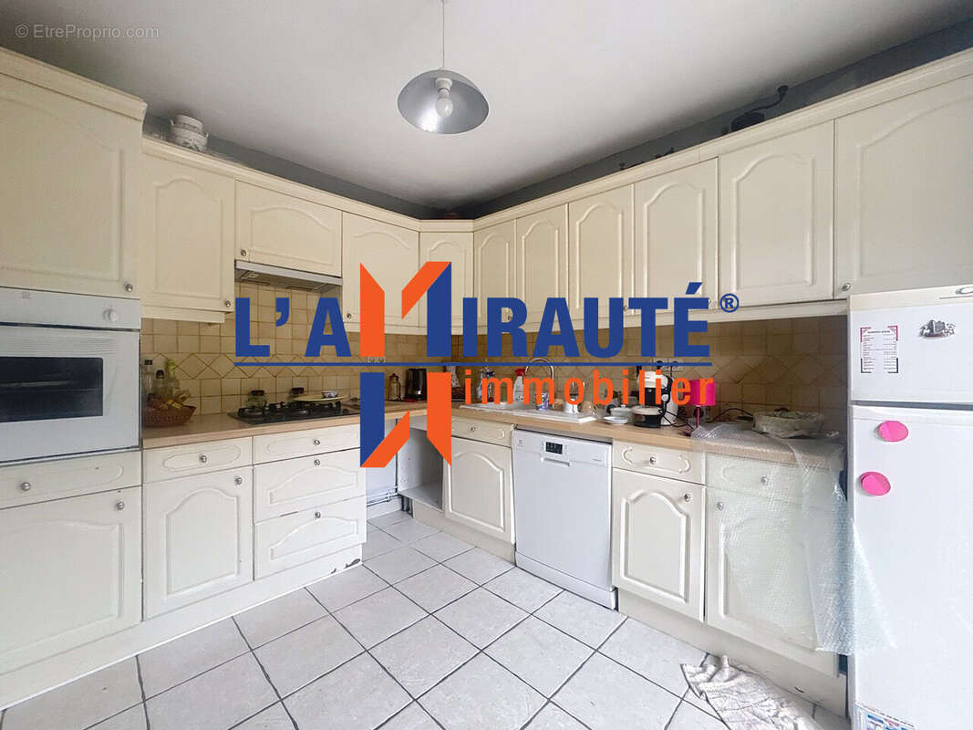 Maison à SARTROUVILLE