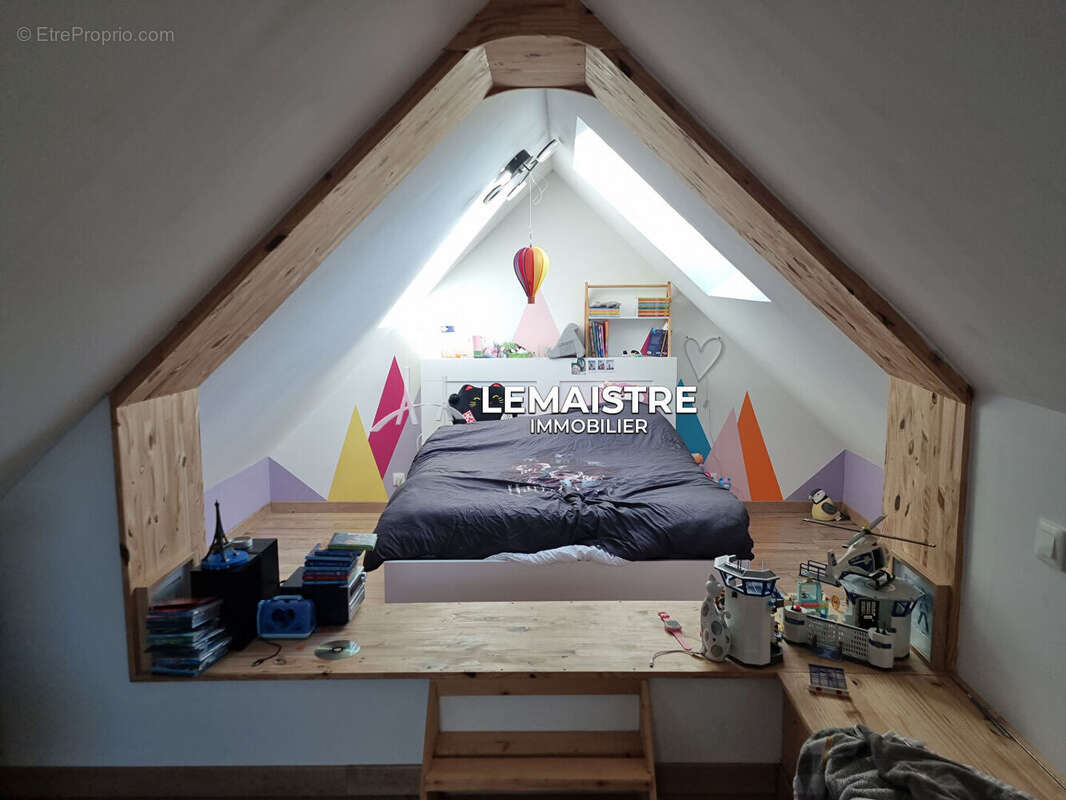 Maison à SAINT-LAURENT-DE-BREVEDENT