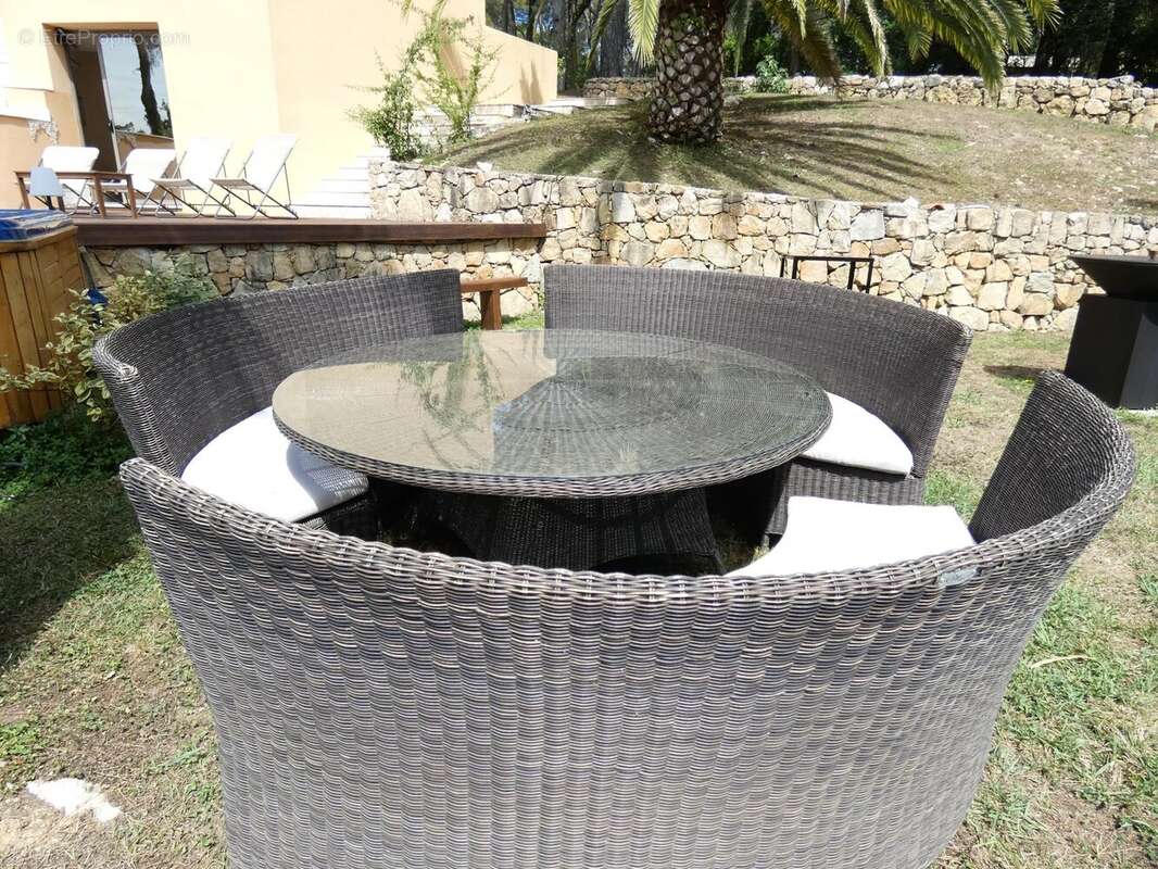 Maison à MOUGINS