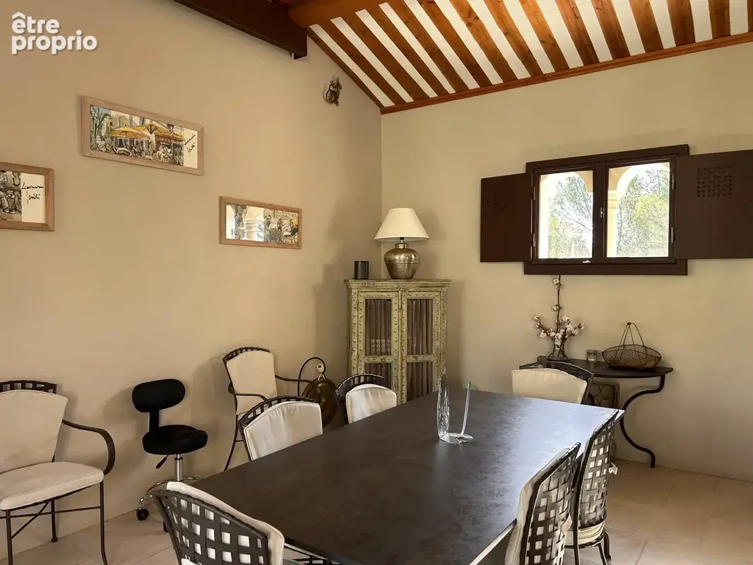 Maison 293 m² à Mallemort  - photo 4