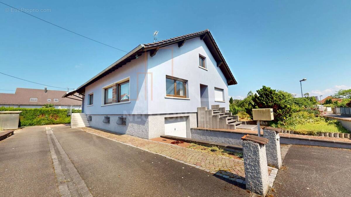 Maison à ROESCHWOOG