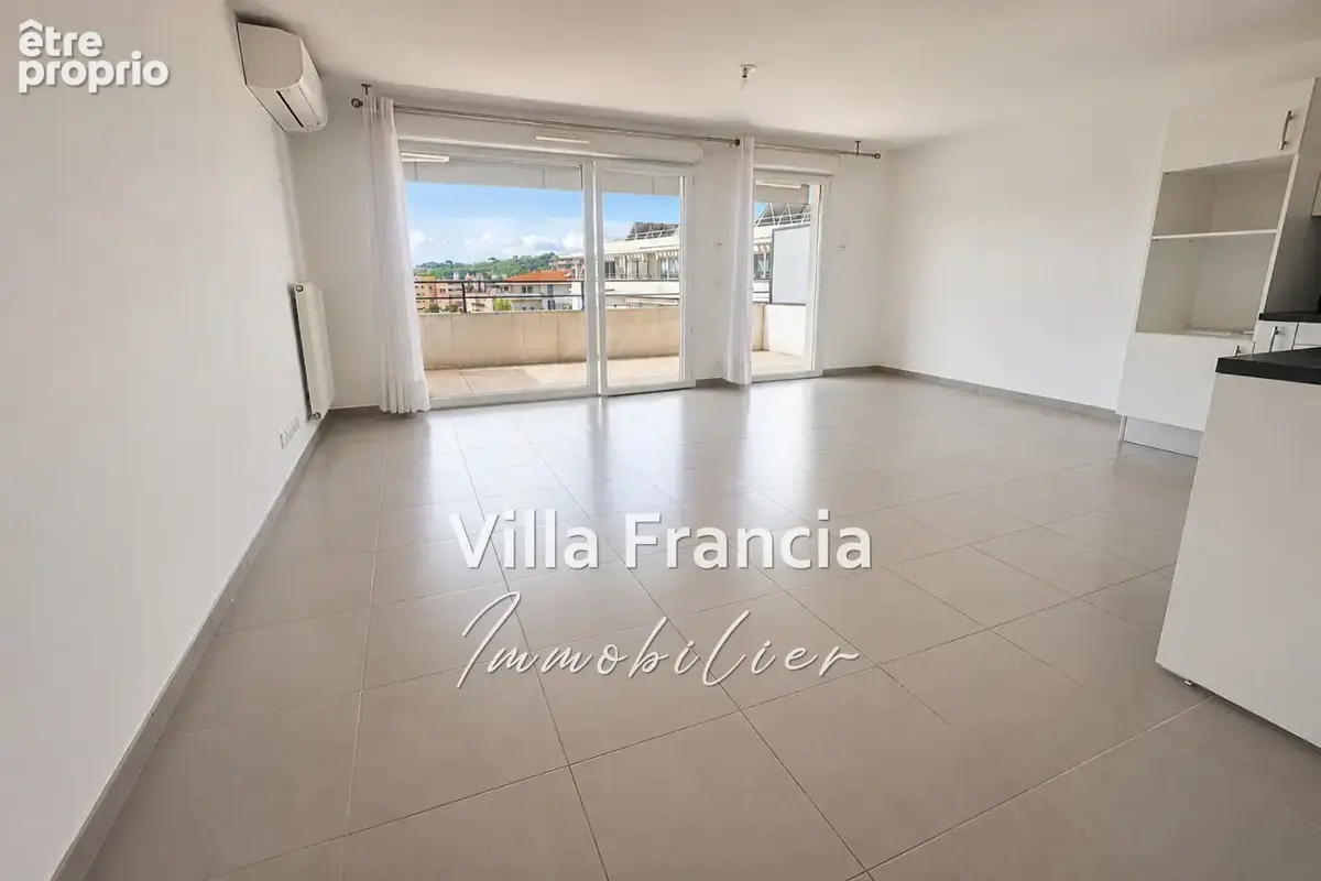 Appartement à LE CANNET