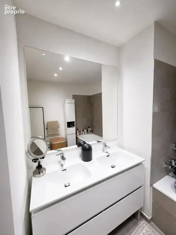Appartement 3 pièces de 65 m² à Cogolin - photo 19
