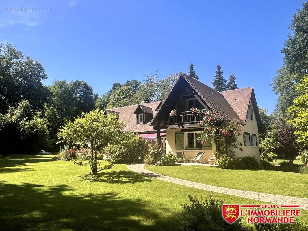 Maison à HOULBEC-COCHEREL