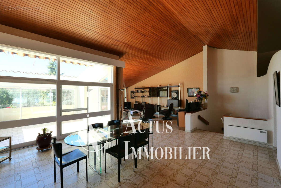 Maison à SALON-DE-PROVENCE