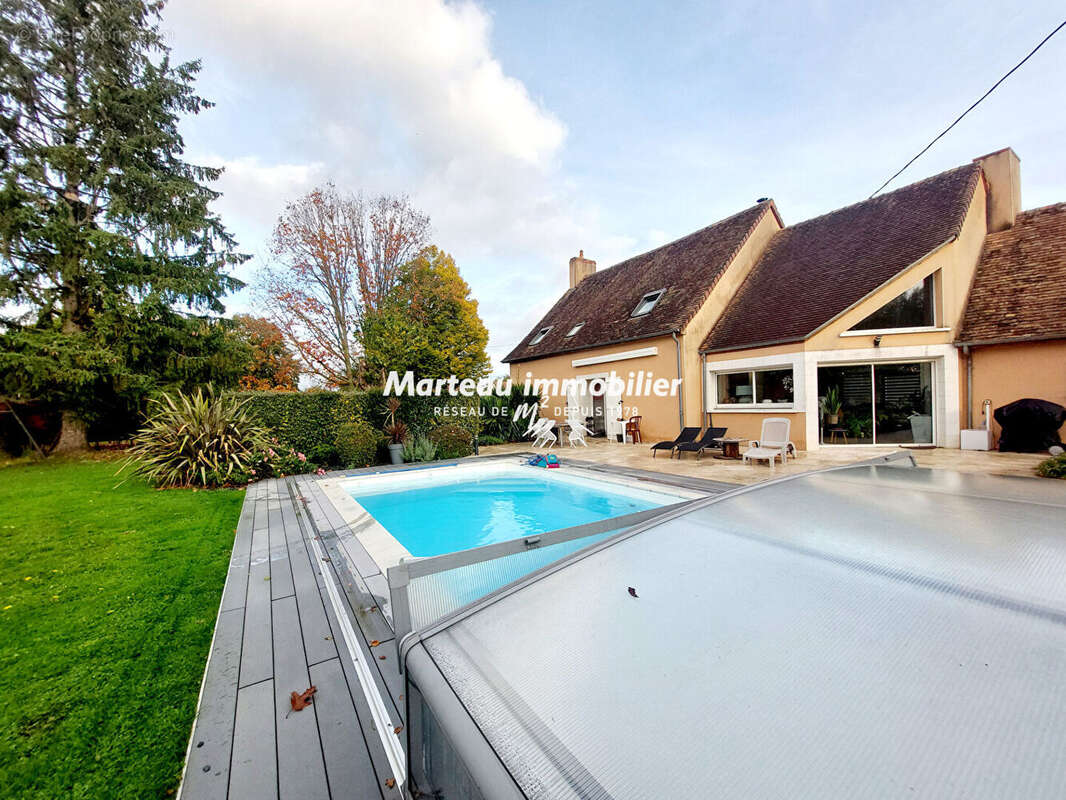 Maison à YVRE-L&#039;EVEQUE