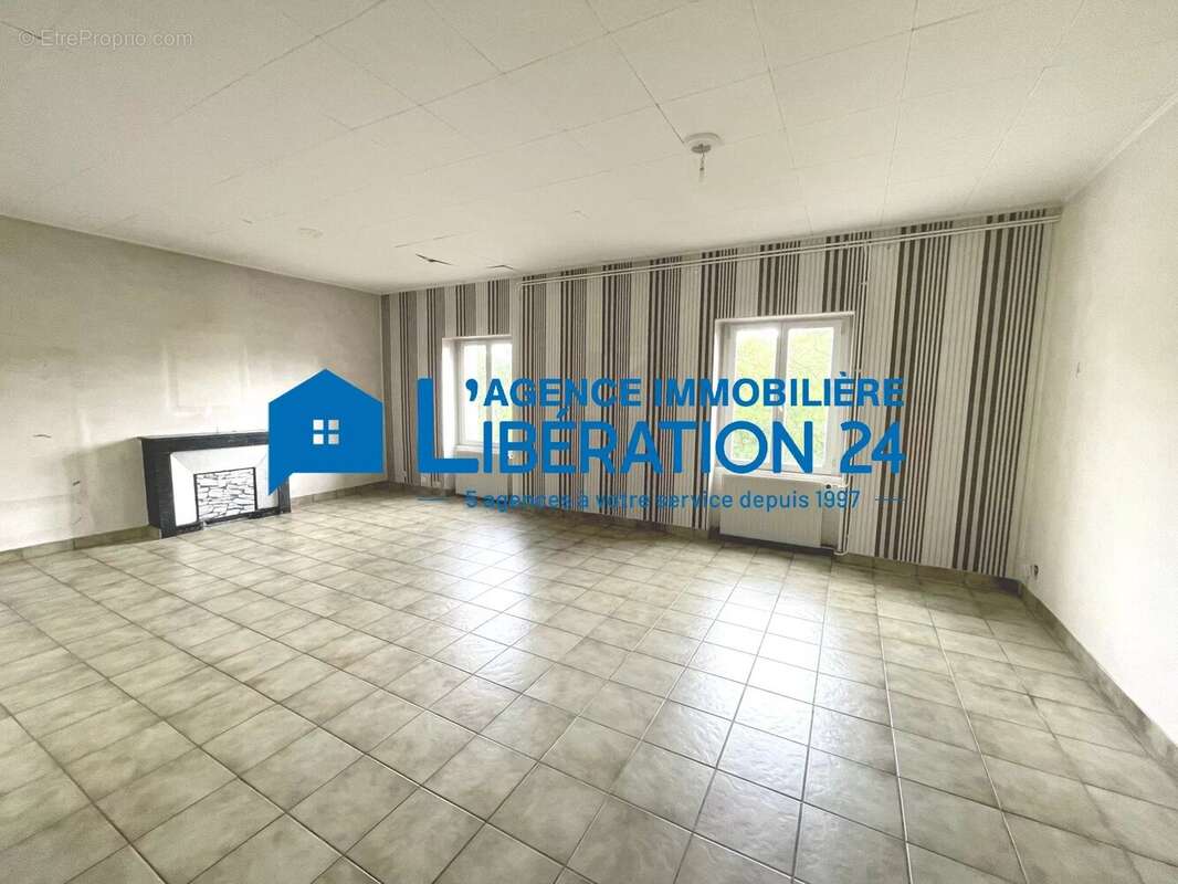 Maison à FRAISSES