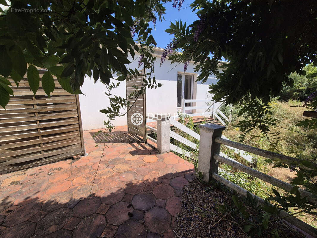 Maison 167 m² à Aizenay  - photo 2