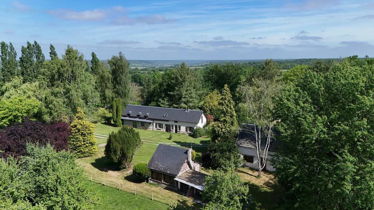 Maison à NEUVILLE-SUR-TOUQUES