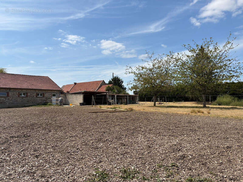LE THOULT TROSNAY (51) à vendre superbe corps de ferme restauré sur un terrain clos de plus de 8600 m2 avec étang - photo 9