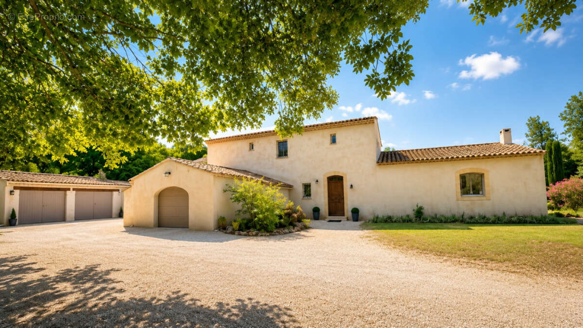 Maison - Rognes - 250m² - photo 2