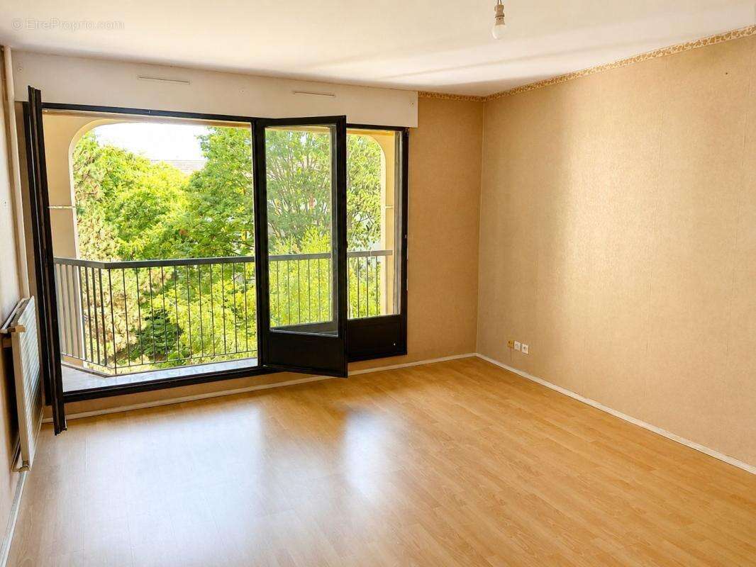 Appartement à LYON-9E