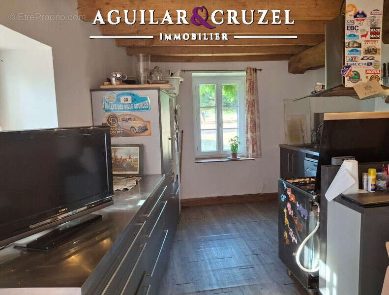 Maison à SAINTE-THORETTE