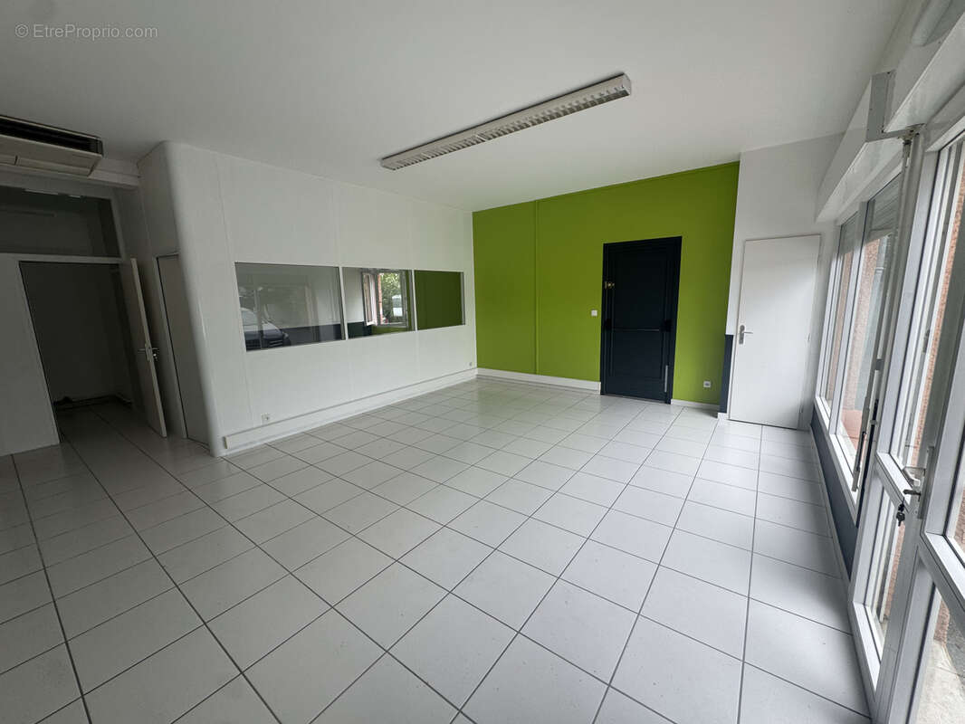 Local commercial/professionnel de 52m2 a l'union - photo 3