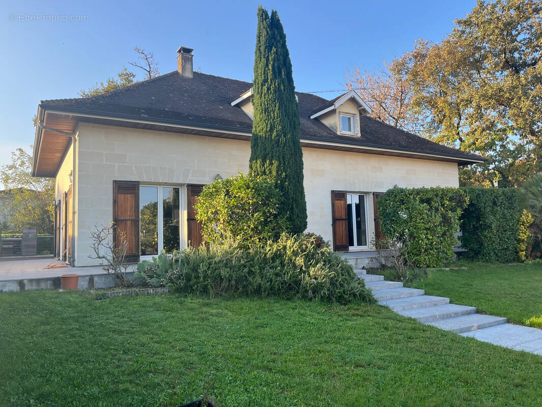 Maison à VILLENAVE-D'ORNON