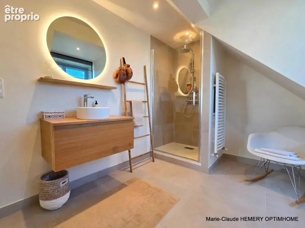 Dinard, Thalassothérapie, belle Villa BBC de 202m² sur parcelle de 400 m² clôturée et paysagée. Rénovation récente de qualité - photo 14
