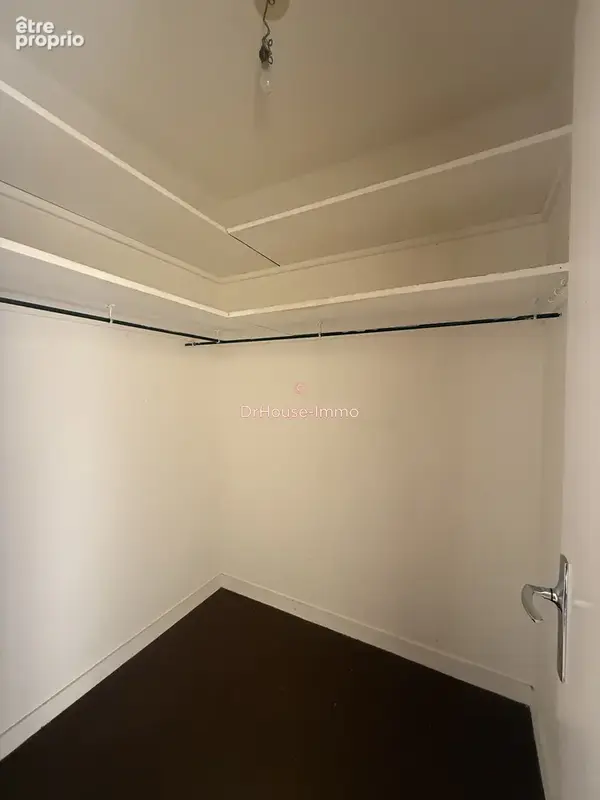 Appartement 3 pièces 70 m² à vendre à Chateauroux (36000) - photo 18