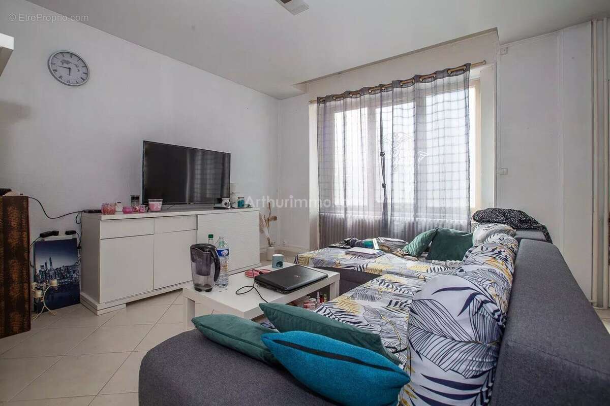 Appartement à VIRIEU-LE-GRAND