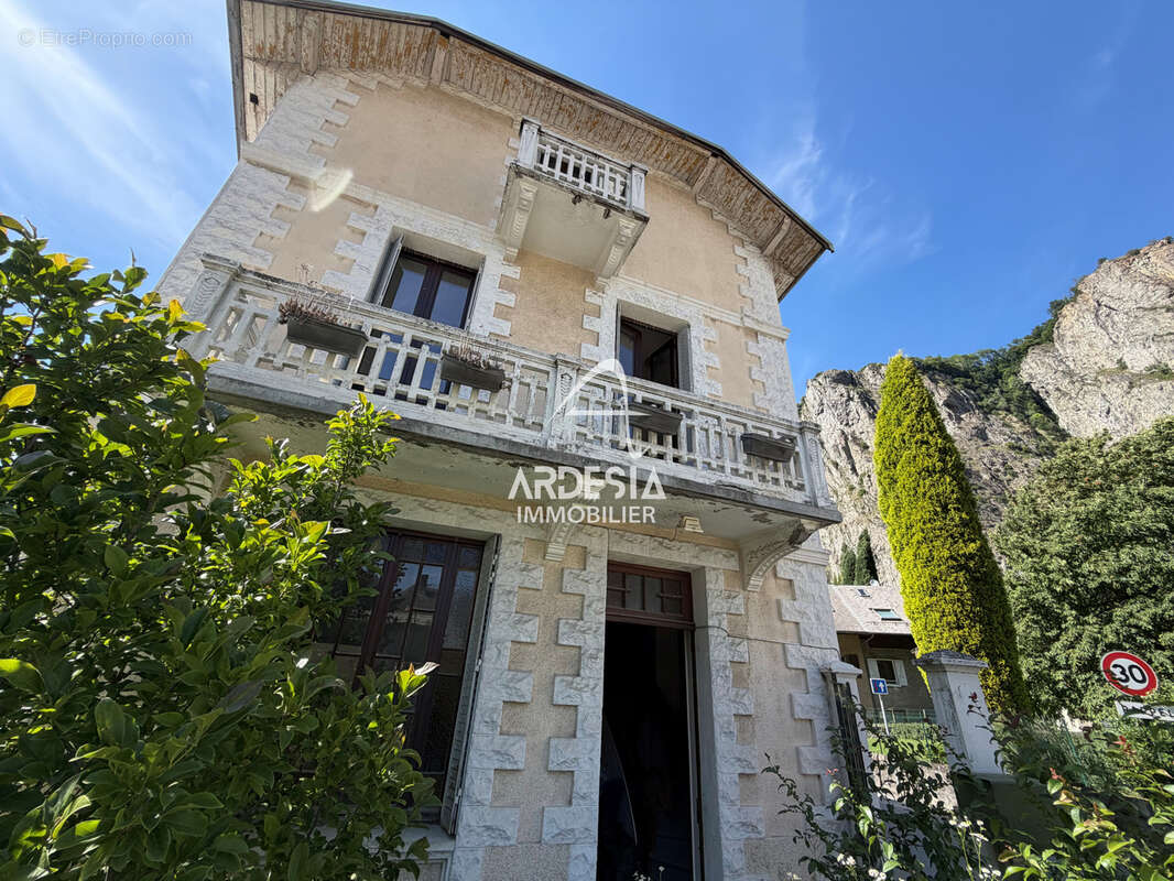 Pontamafrey   la tour-en-maurienne   ensemble immobilier à fort potentiel - photo 42