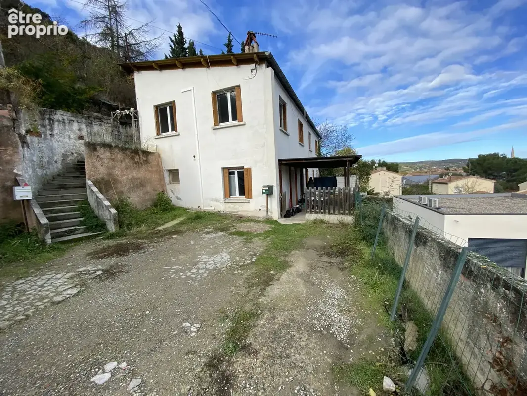 Limoux, Ensemble immobilier avec garages et dépendances - photo 11
