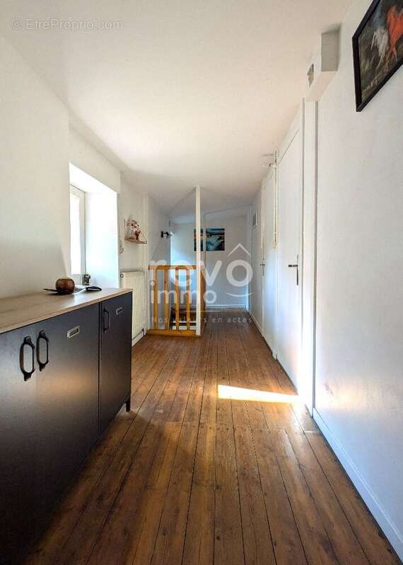 Maison à SAINT-COLOMBAN