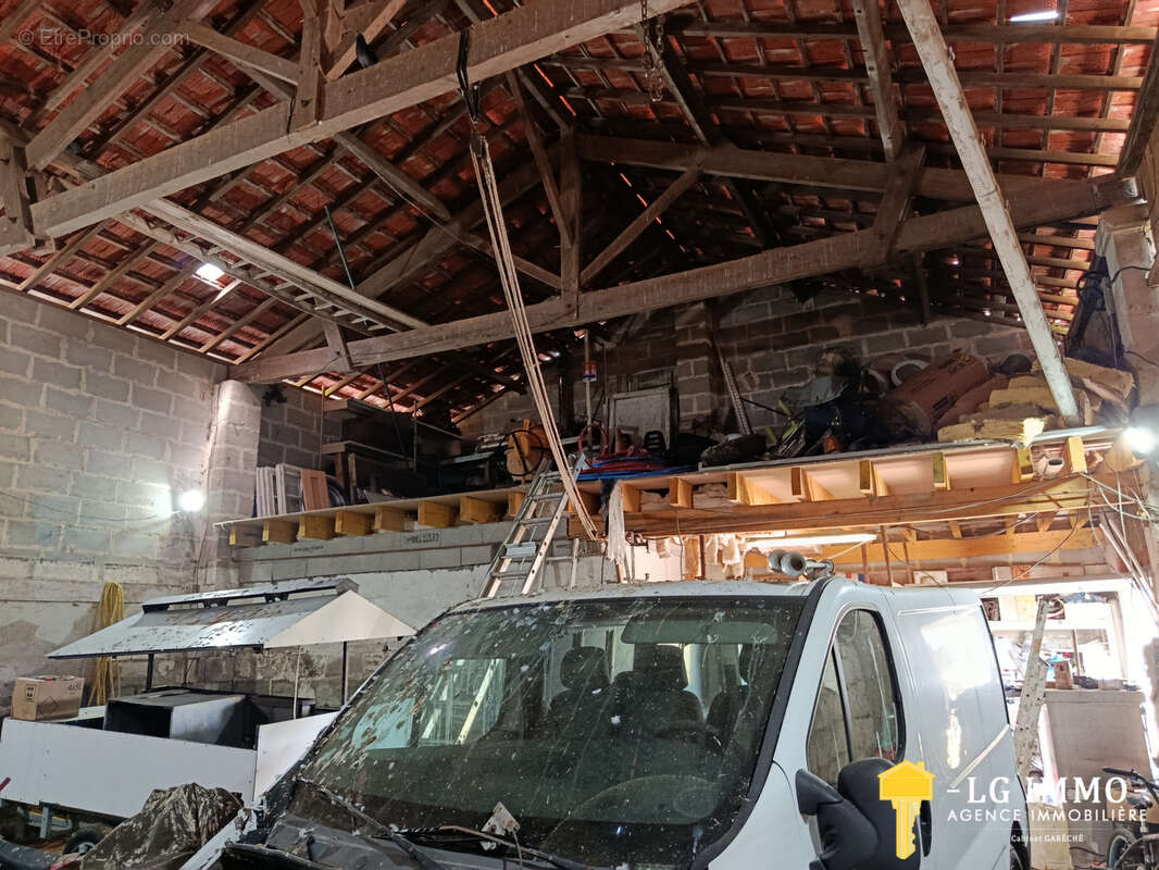 Maison rénovée avec dépendances au calme - photo 17