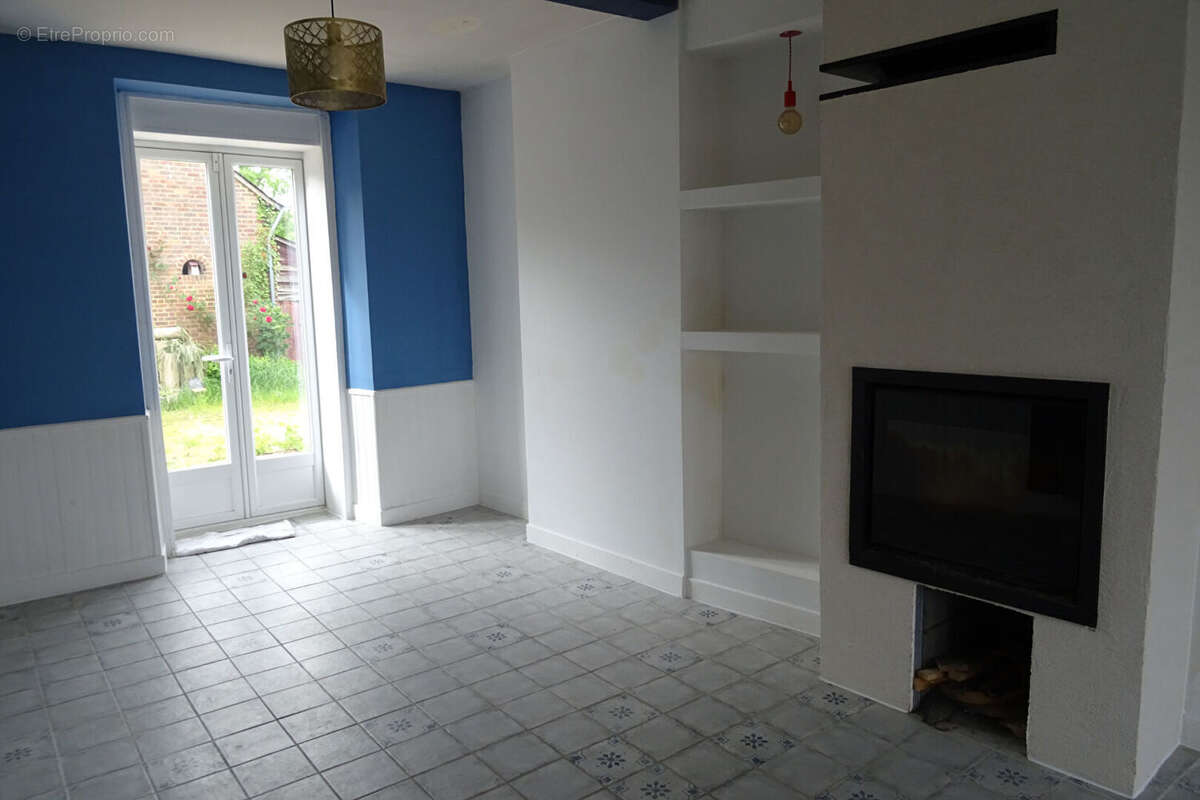 Maison à LA BAZOCHE-GOUET