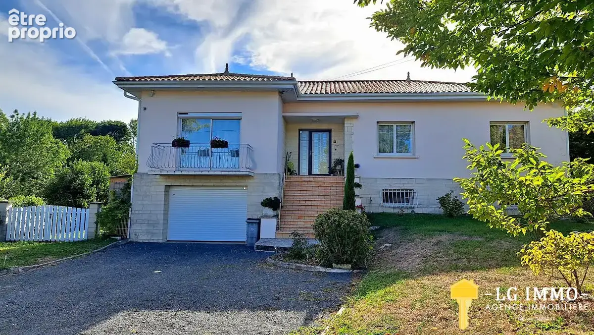 Maison familiale de 174 m2 , belles prestations , idéalement située. - photo 4