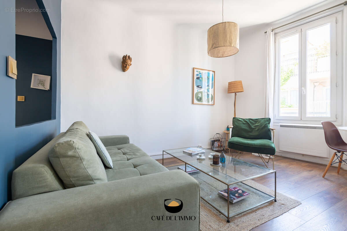 Appartement à MARSEILLE-7E