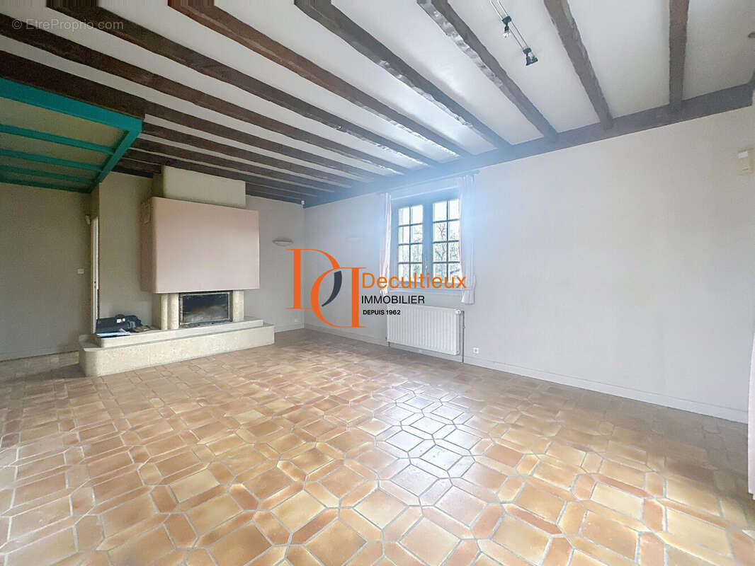 Maison à FRANCHEVILLE