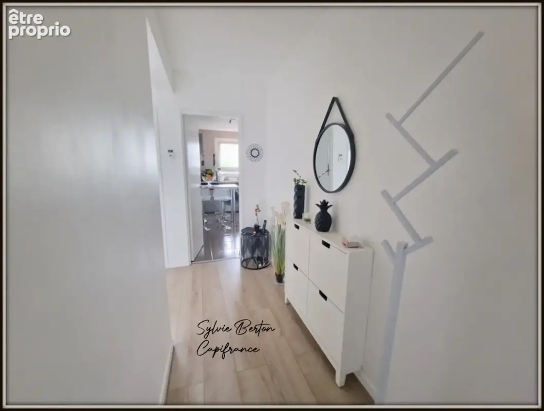 Appartement à vendre 4 pièces LIVRY GARGAN - 84 m2 - Balcon, une cave et deux places de parking - photo 3
