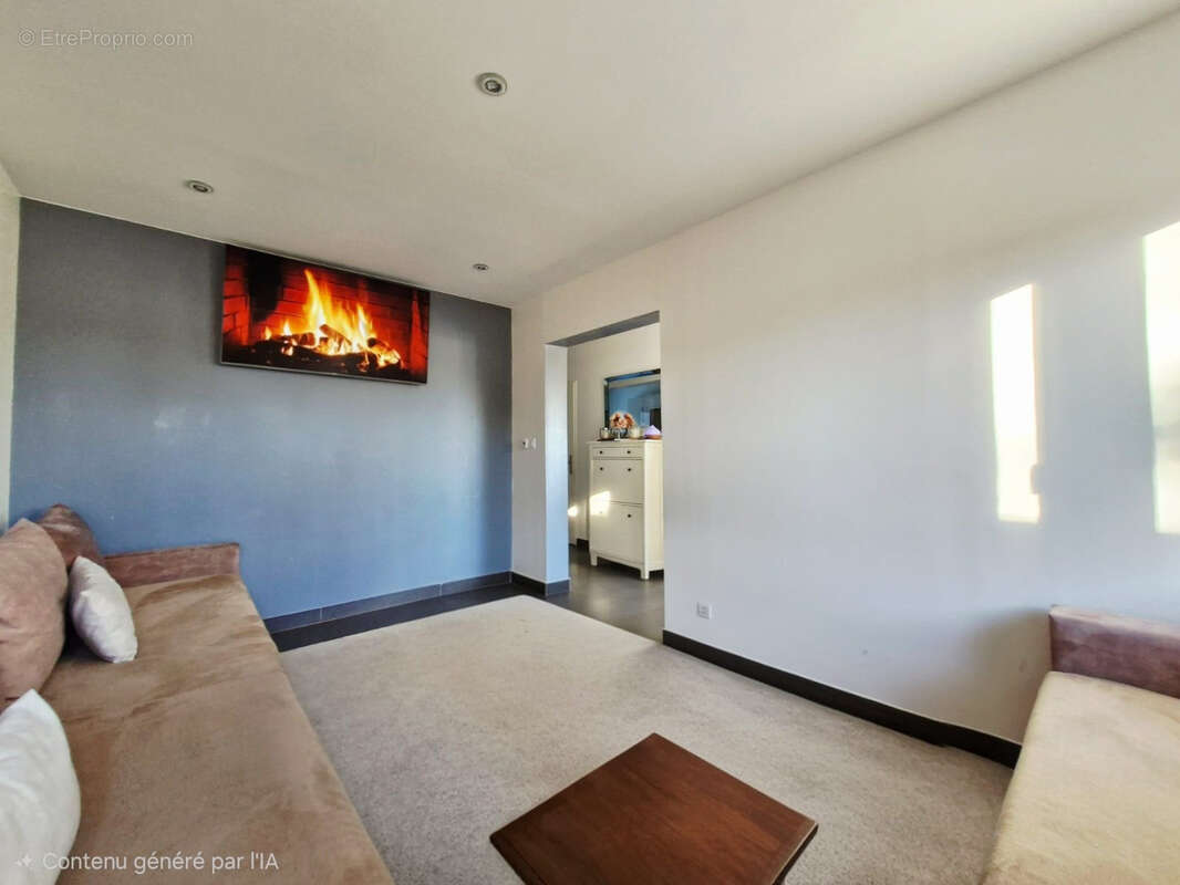 Maison à RESTINCLIERES