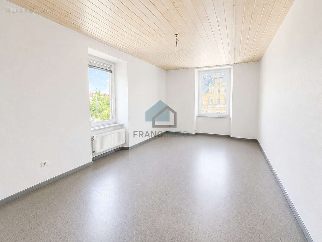 Appartement - centre ville le russey - photo 5