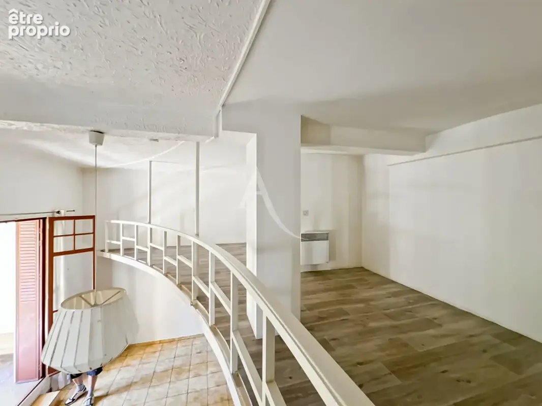 LE CANNET Maison indépendante de caractère avec 2 appartements et jardin - photo 11